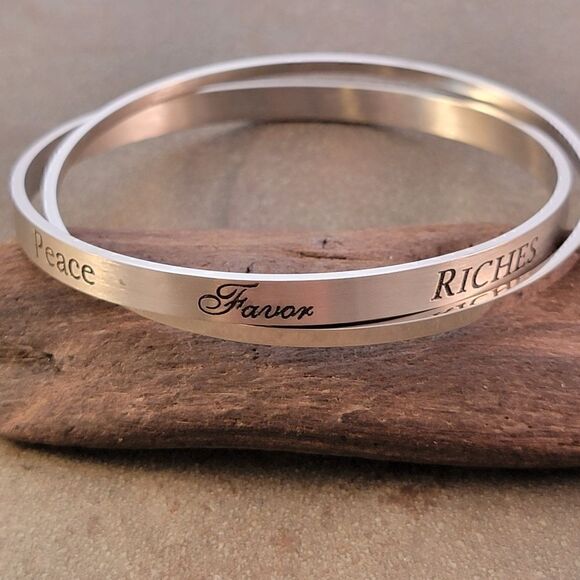 New Word Affirming Abundant Life Bracelet Silver Double Bangle Bracelet - Picture 4 of 9